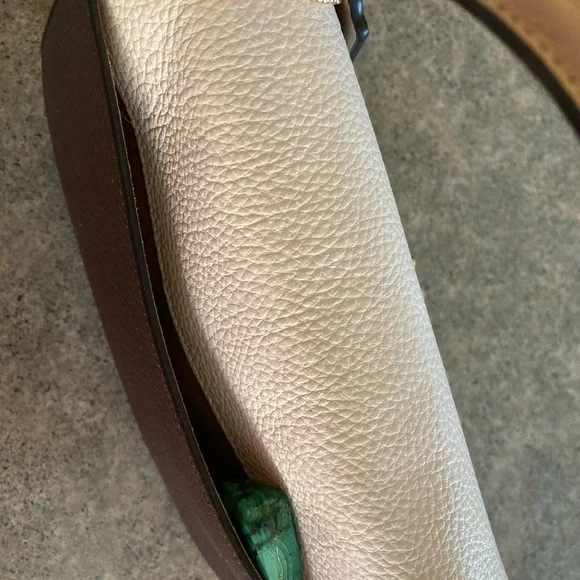 👜 [Coach] Marlie Colorblock Leather Purse C2836, EUC - Picture 5 of 10